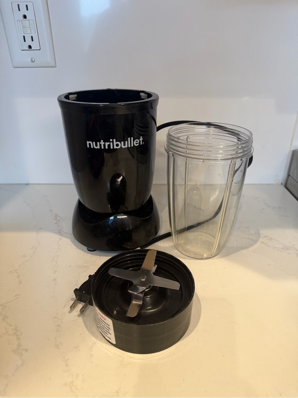 NutriBullet Compact Personal Blender – Black